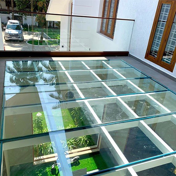 lantai kaca modern